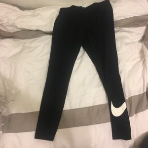 Nike women’s leggings